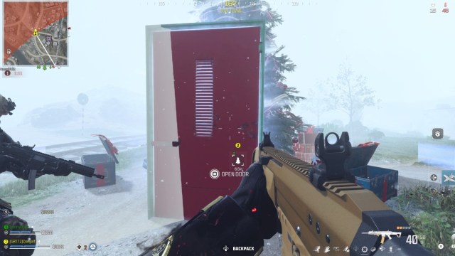 Door to reach Zombie Santa in Warzone